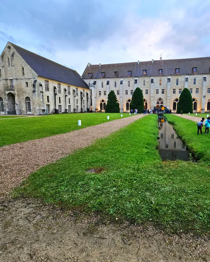 privatisation pour l'abbaye de Royaumont